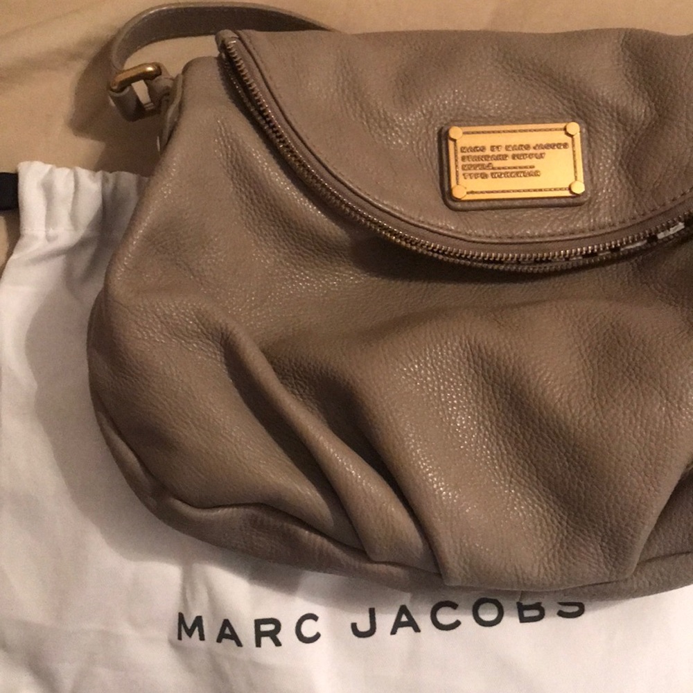 Gray Marc by Marc Jacobs Natasha Leather Crossbody